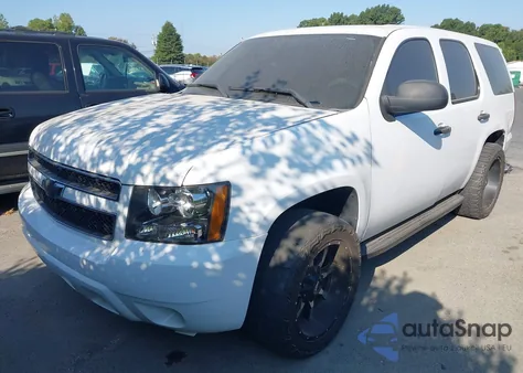 2011 Chevrolet Tahoe Commercial Fleet z USA, uszkodzony, nr VIN 1GNLC2E08BR172212